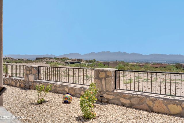 8185 Willow Bloom Circle, Las Cruces, NM 88007