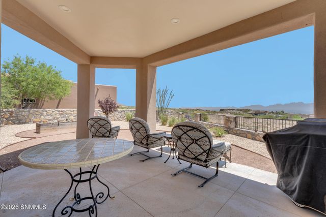 8185 Willow Bloom Circle, Las Cruces, NM 88007