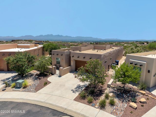 8185 Willow Bloom Circle, Las Cruces, NM 88007