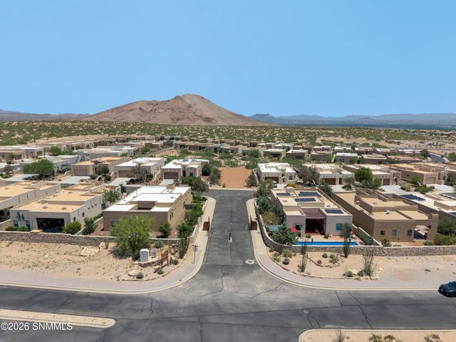 8185 Willow Bloom Circle, Las Cruces, NM 88007
