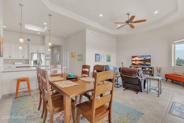 8185 Willow Bloom Circle, Las Cruces, NM 88007