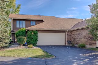 3038 Candlewood Court, Flossmoor, IL 60422