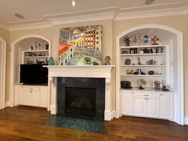 1352 Ebony Lane, Houston, TX 77018