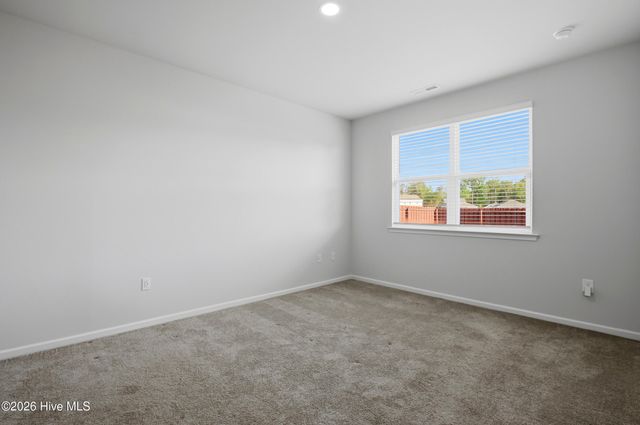 216 Tributary Circle, Wilmington, NC 28401