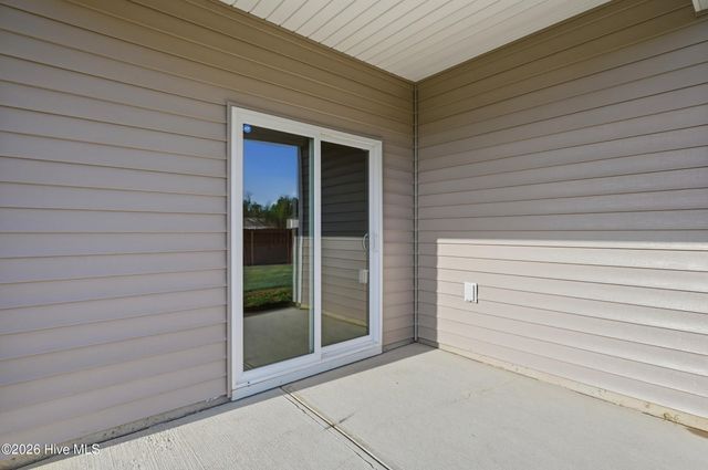 216 Tributary Circle, Wilmington, NC 28401