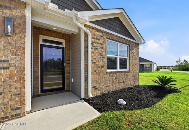 216 Tributary Circle, Wilmington, NC 28401