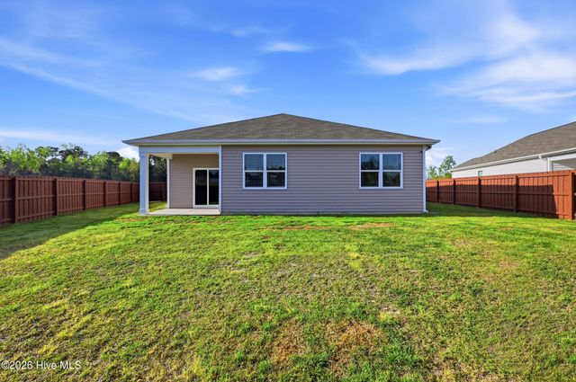 216 Tributary Circle, Wilmington, NC 28401