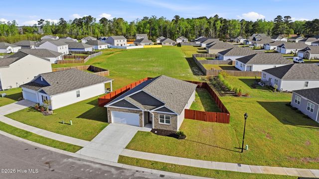 216 Tributary Circle, Wilmington, NC 28401