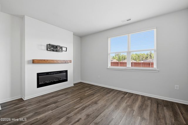 216 Tributary Circle, Wilmington, NC 28401