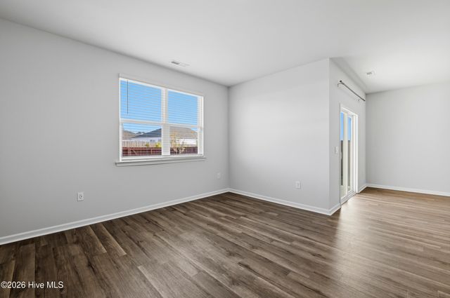 216 Tributary Circle, Wilmington, NC 28401