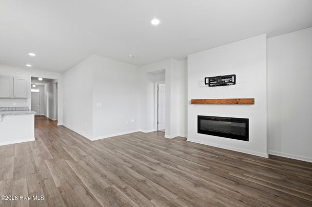 216 Tributary Circle, Wilmington, NC 28401