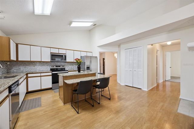 7613 COLEBROOK DRIVE, Orlando, FL 32818