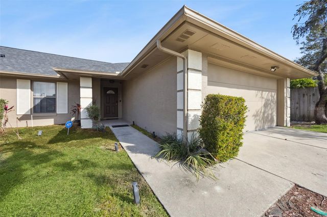 7613 COLEBROOK DRIVE, Orlando, FL 32818