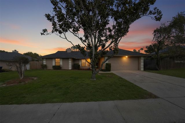 7613 COLEBROOK DRIVE, Orlando, FL 32818