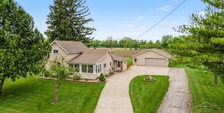 1758 S River Road, Saginaw, MI 48609