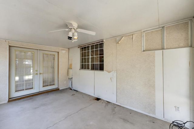 8570 Strong Ave, Orangevale, CA 95662