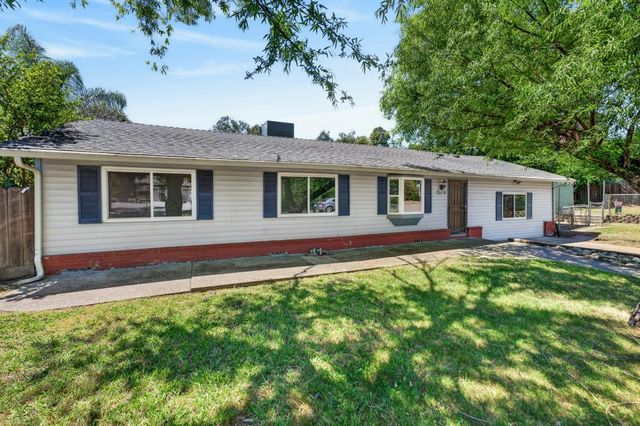 8570 Strong Ave, Orangevale, CA 95662