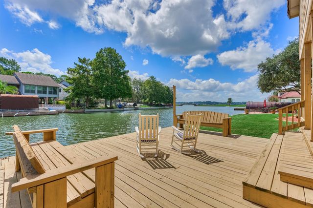 3126 Lazy Lake Lane, Montgomery, TX 77356