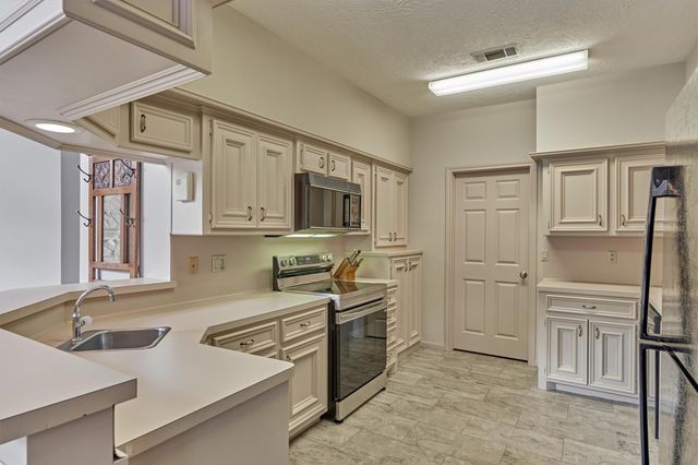 3126 Lazy Lake Lane, Montgomery, TX 77356