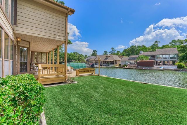3126 Lazy Lake Lane, Montgomery, TX 77356