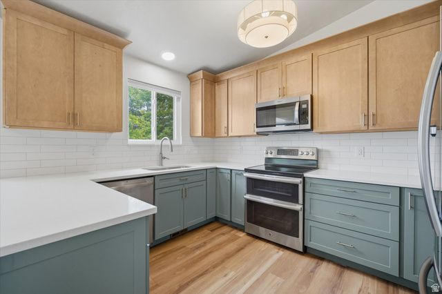 13167 S 2420 W, Riverton, UT 84065
