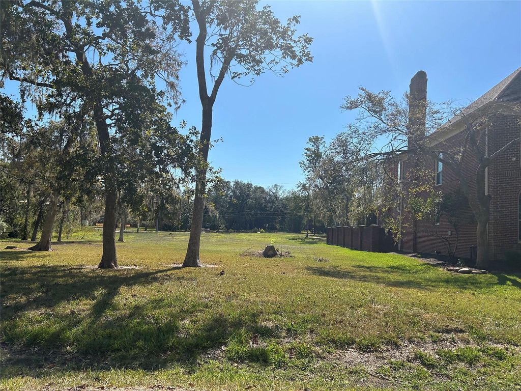 2608 Rip Van Winkle, Pearland, TX 77581