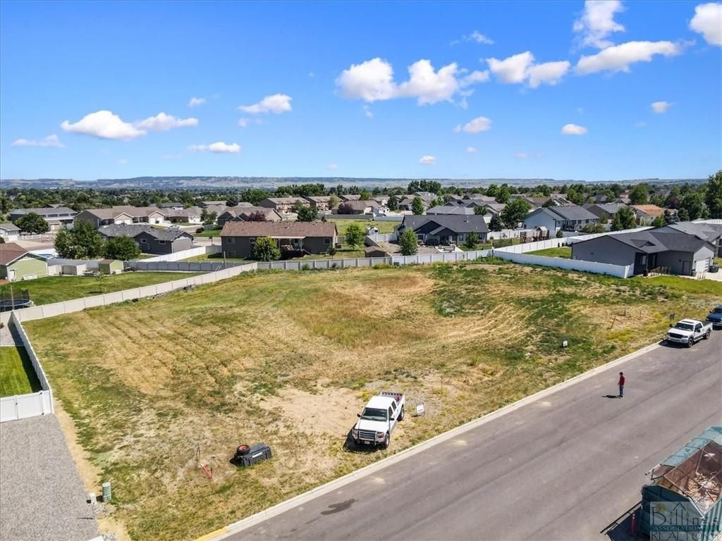 2020 Gleneagles BOULEVARD, Billings, MT 59105 photo 9