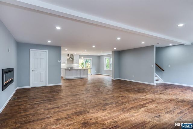 5 Stanley, Wanaque, NJ 07465