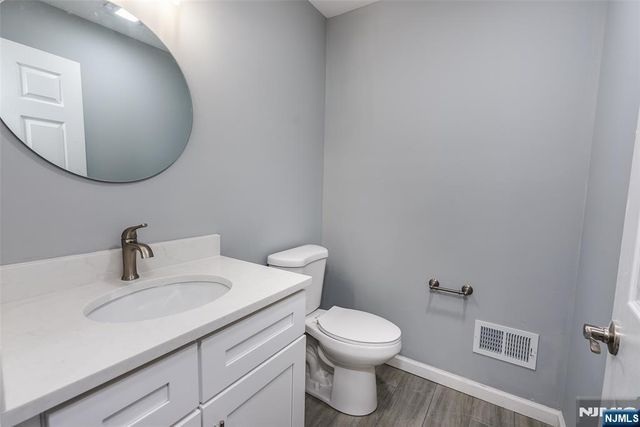5 Stanley, Wanaque, NJ 07465