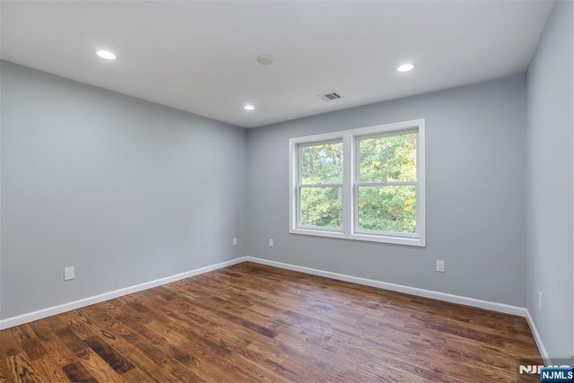 5 Stanley, Wanaque, NJ 07465