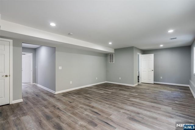 5 Stanley, Wanaque, NJ 07465