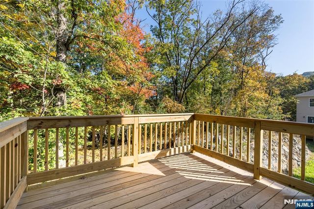 5 Stanley, Wanaque, NJ 07465