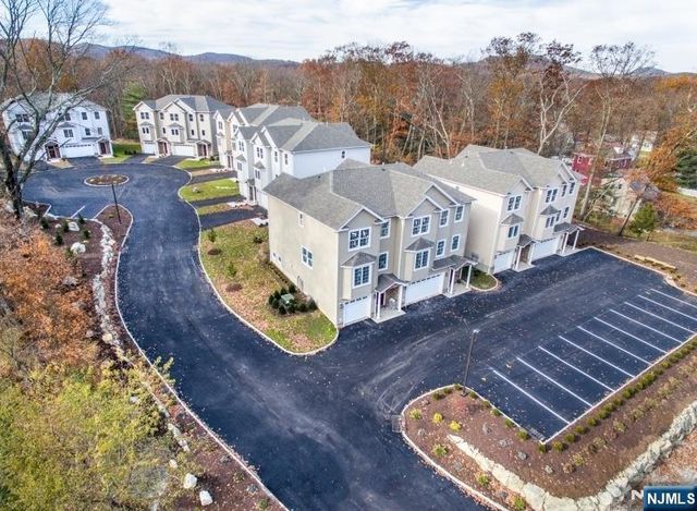 5 Stanley, Wanaque, NJ 07465