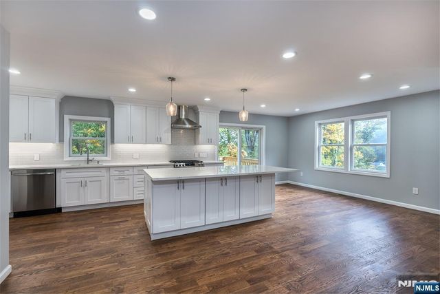 5 Stanley, Wanaque, NJ 07465