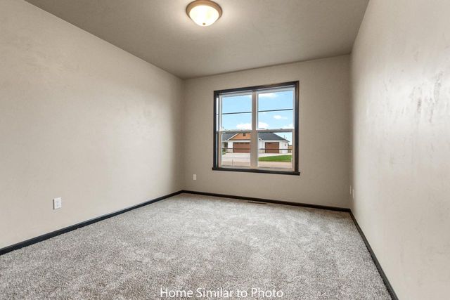 1696 BETTY JEAN LANE, Green Bay, WI 54313