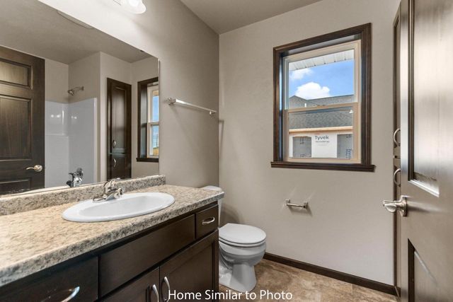 1696 BETTY JEAN LANE, Green Bay, WI 54313