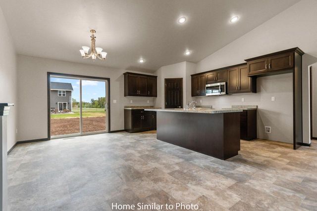 1696 BETTY JEAN LANE, Green Bay, WI 54313