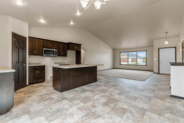 1696 BETTY JEAN LANE, Green Bay, WI 54313