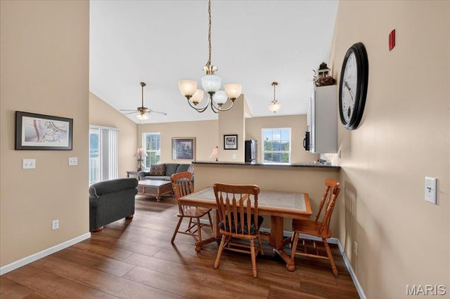 2490 Lampong Drive 300C, St Louis, MO 63125