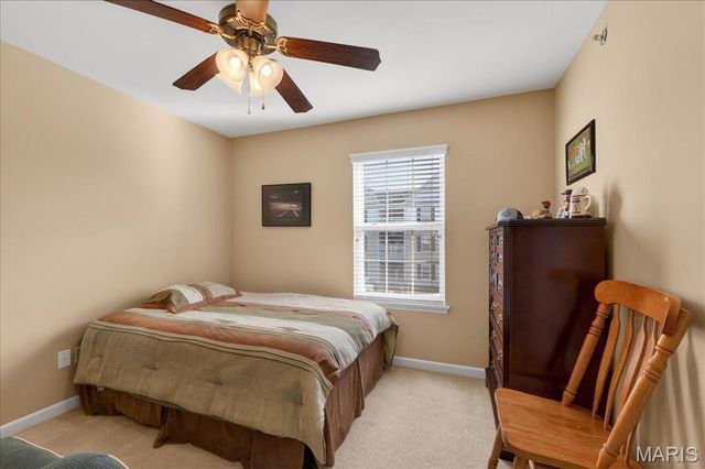 2490 Lampong Drive 300C, St Louis, MO 63125