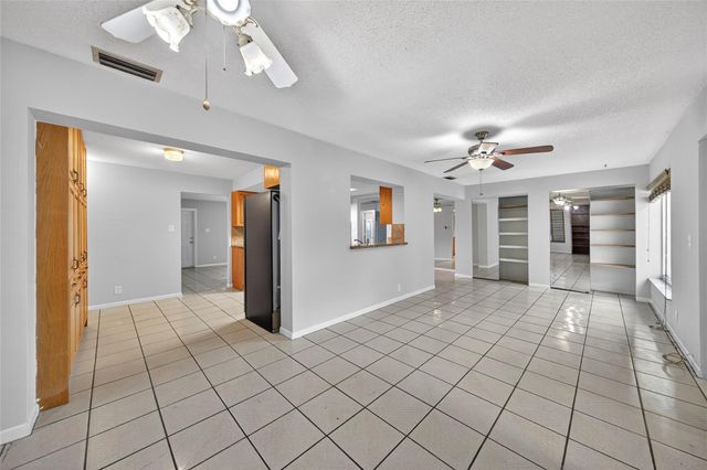 1460 NW 70th Ter, Margate, FL 33063