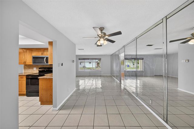 1460 NW 70th Ter, Margate, FL 33063