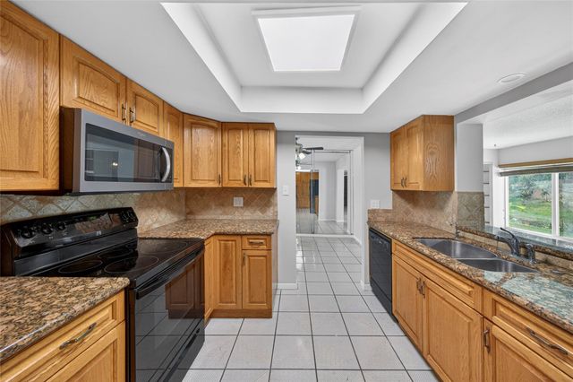 1460 NW 70th Ter, Margate, FL 33063