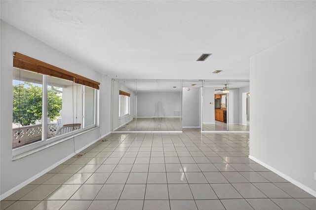 1460 NW 70th Ter, Margate, FL 33063