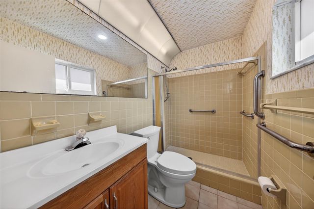 1460 NW 70th Ter, Margate, FL 33063