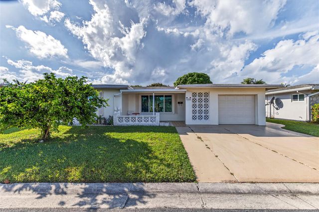 1460 NW 70th Ter, Margate, FL 33063