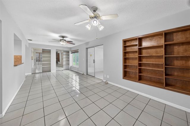 1460 NW 70th Ter, Margate, FL 33063