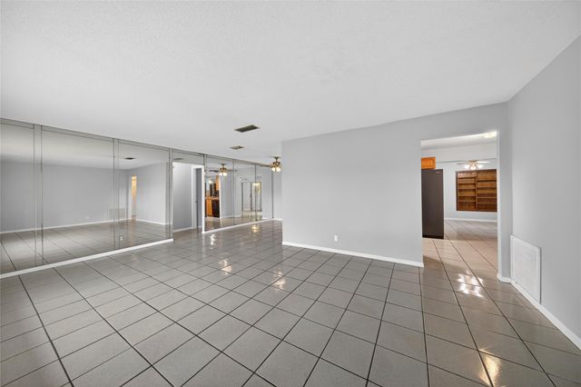 1460 NW 70th Ter, Margate, FL 33063