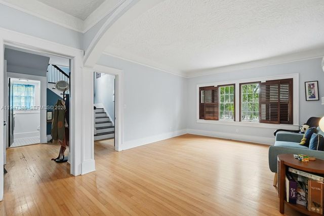 2533 SW 5th St, Miami, FL 33135