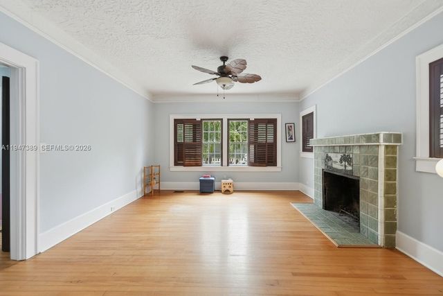 2533 SW 5th St, Miami, FL 33135